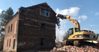Демонтаж кирпичного дома Выкса, цена от 2994 руб.