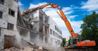 Промышленный демонтаж зданий Выкса, цена от 2994 руб.
