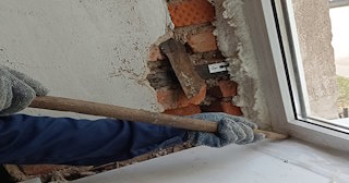 Демонтаж оконных откосов по выгодной цене от 526 руб. в Выксе - Сварной-Вкс