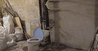 Демонтаж сантехкабины в панельном доме - цена от 1051 рублей | Сварной-Вкс